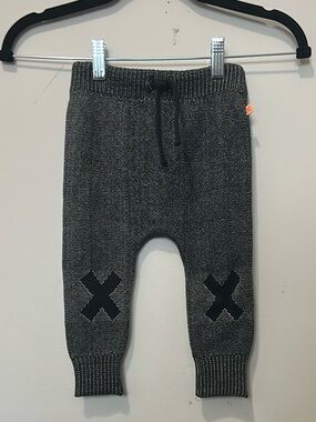 Tiny Cottons Knit Joggers with Knee X Detail